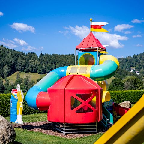 spielplatz_01.jpg